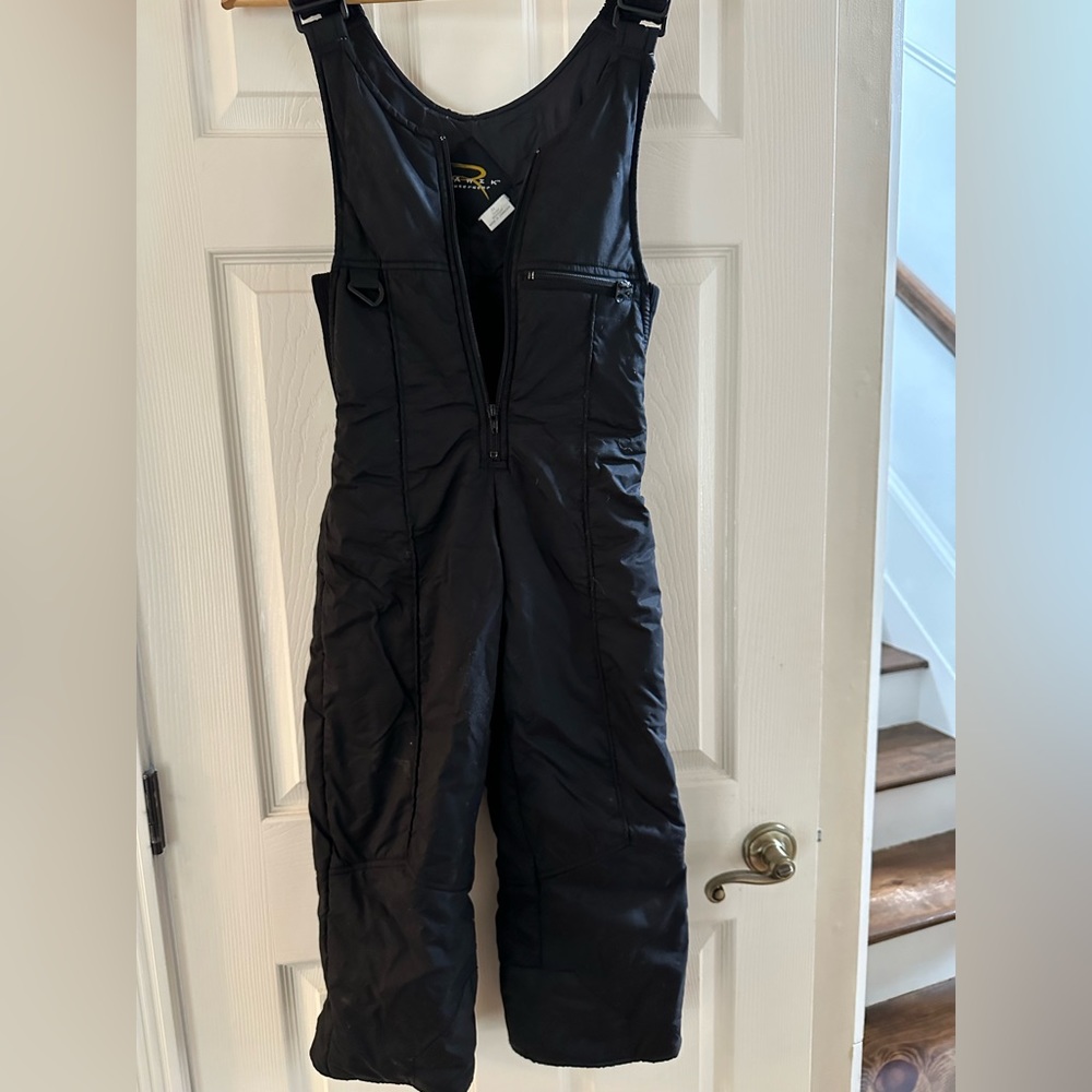 Kid’s Snow Suit Size M